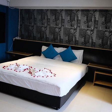 Royal Nine Otel Kanchanaburi Dış mekan fotoğraf