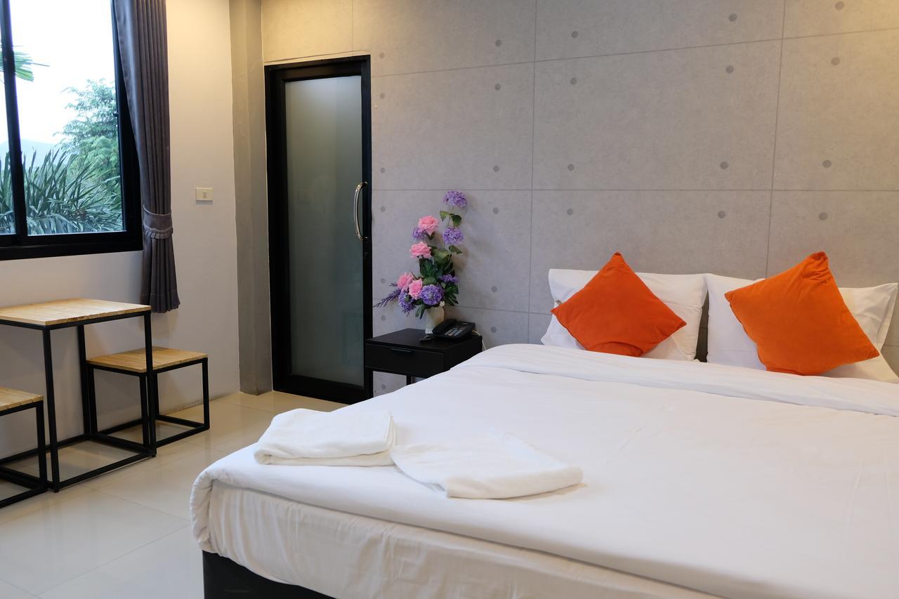 Royal Nine Otel Kanchanaburi Dış mekan fotoğraf