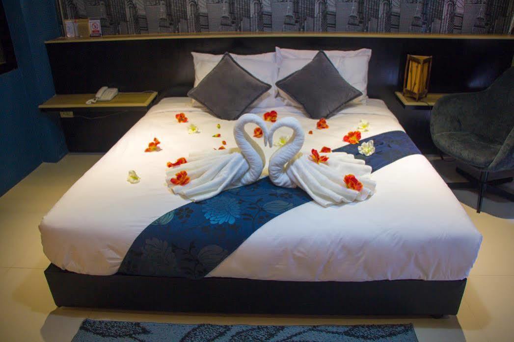Royal Nine Otel Kanchanaburi Dış mekan fotoğraf