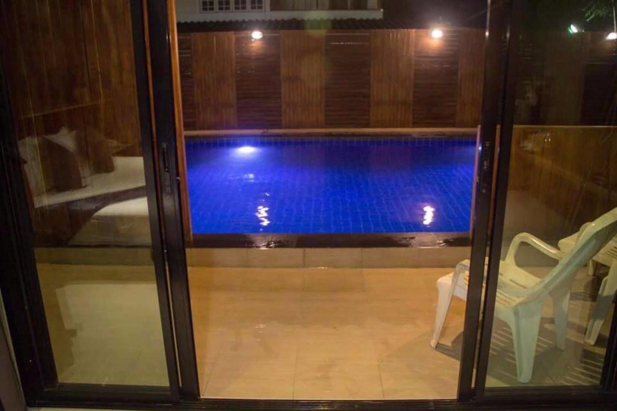 Royal Nine Otel Kanchanaburi Dış mekan fotoğraf