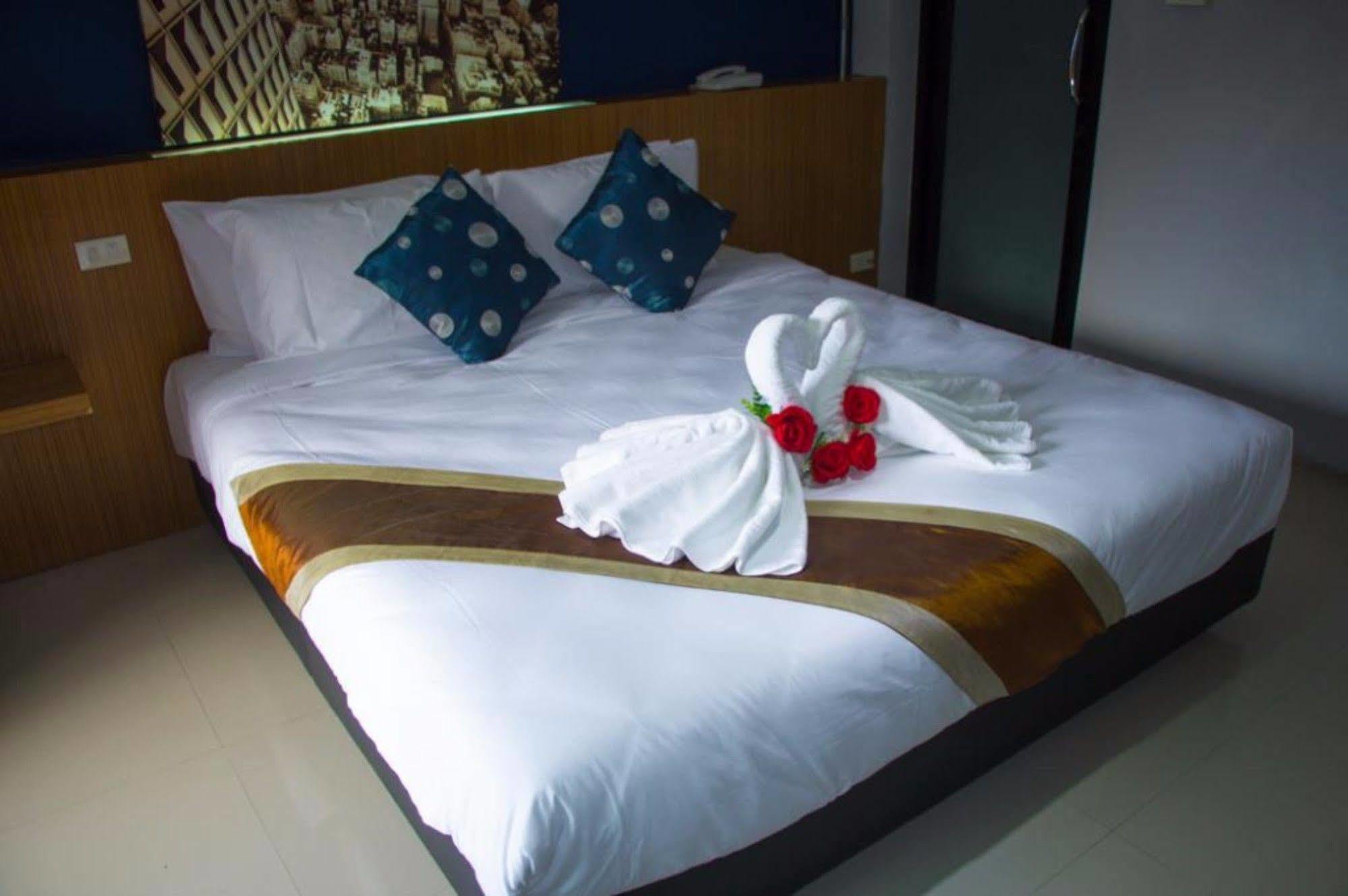 Royal Nine Otel Kanchanaburi Dış mekan fotoğraf